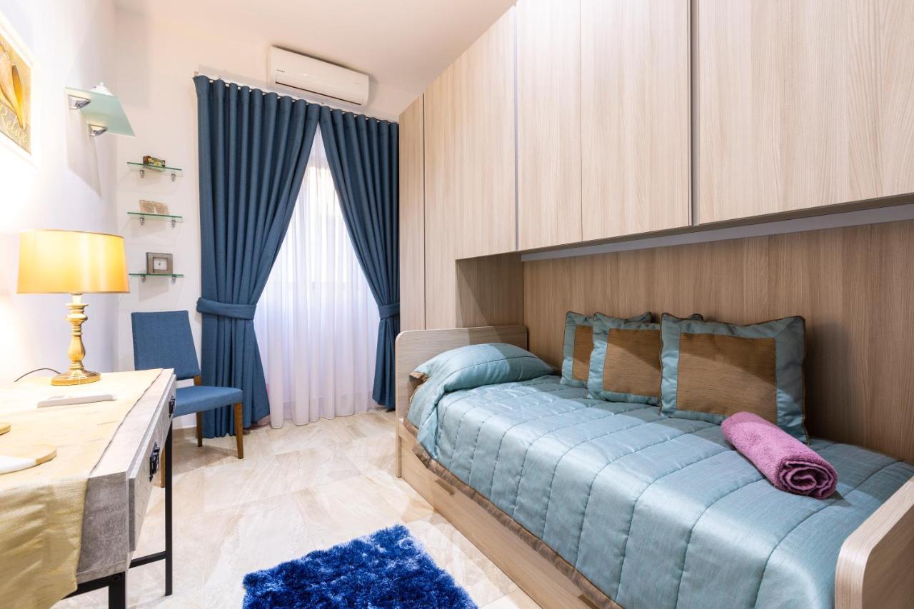Large 3 Bedroom Apartamento *